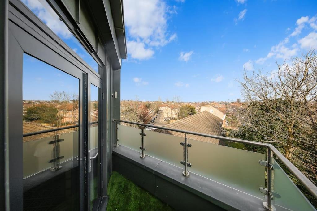 3Bed Penthouse 10Min To Wimbledon Tennis Courts ロンドン エクステリア 写真
